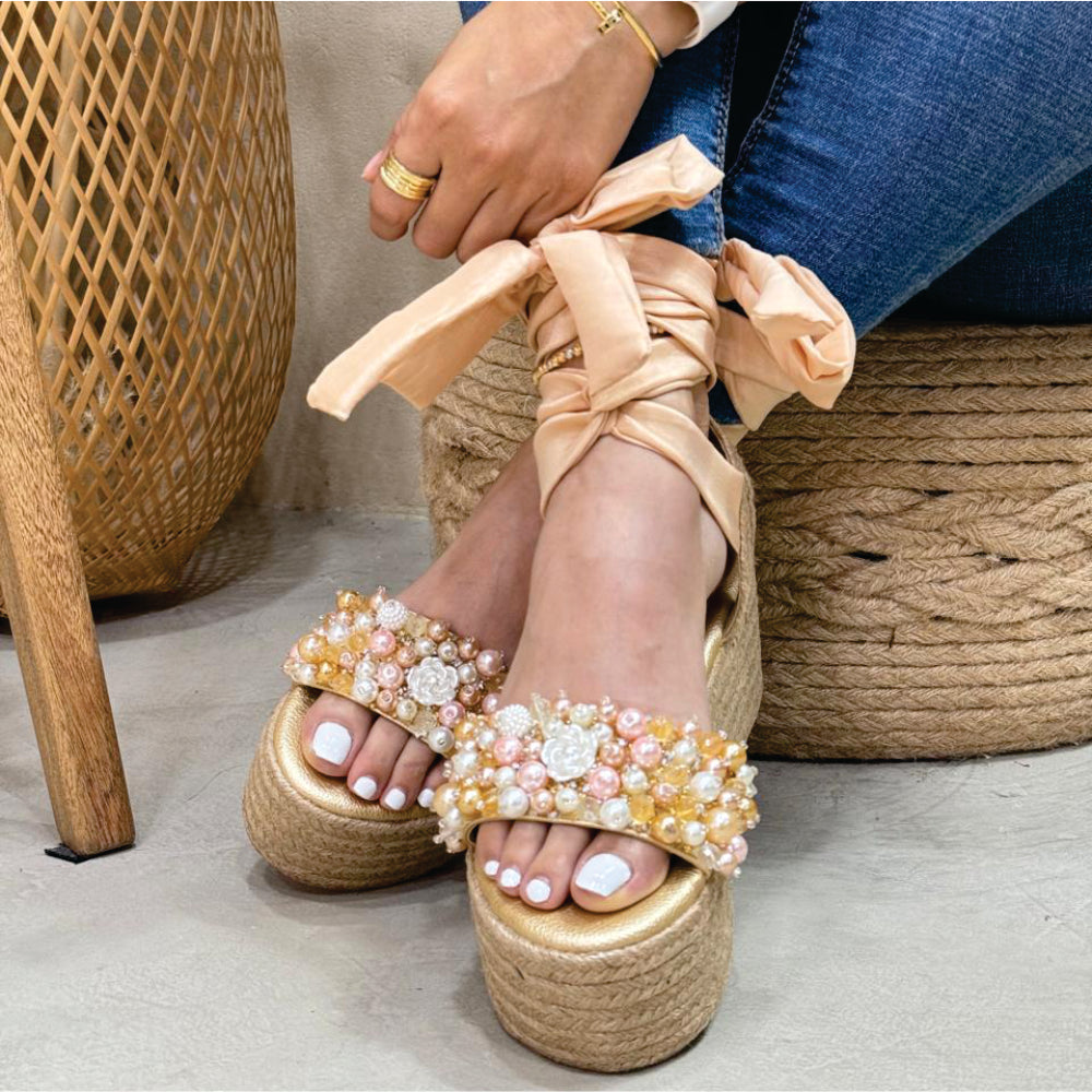 Sandalia Olivia en yute de Theory Shoes, vista adicional.