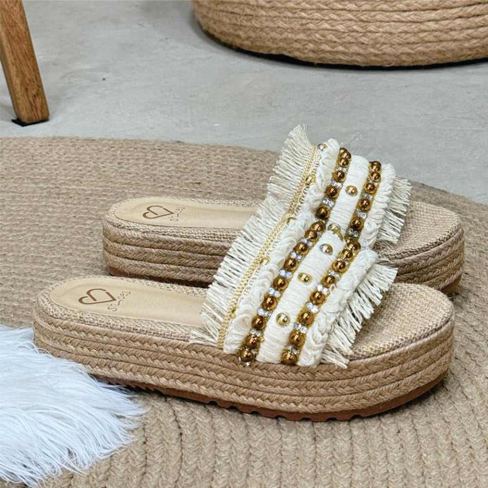 SANDALIA PLANA EN YUTE ARENA ORO